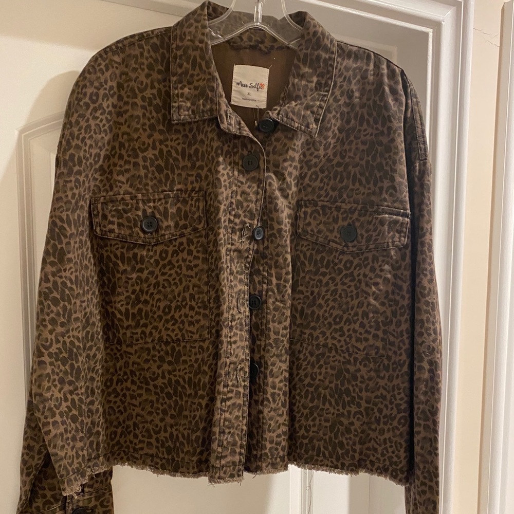 Leopard Crop Denim Jacket size Xl NWT